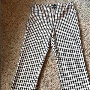 Adrianna Papell Women's Pants - Size 8  - Black and White Windowpane Plaid